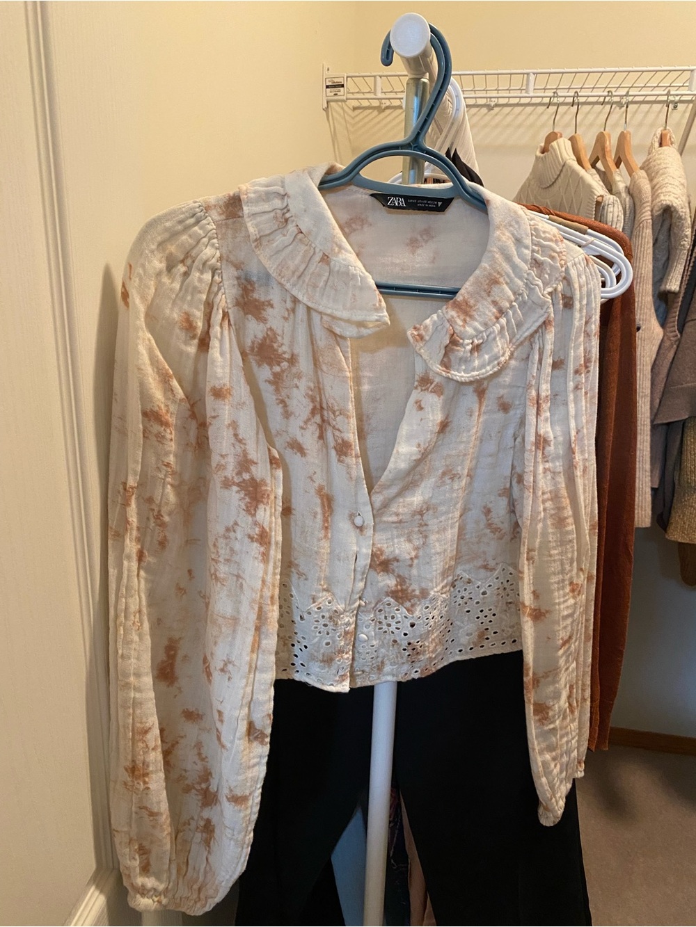 Zara tie-dye eyelet lace cropped blouse